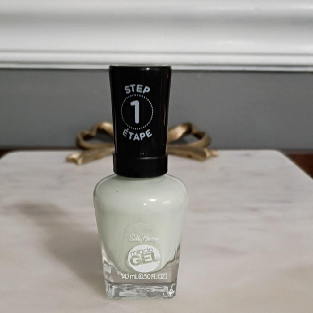 Sally Hansen Miracle Gel Nail Polish - Cream